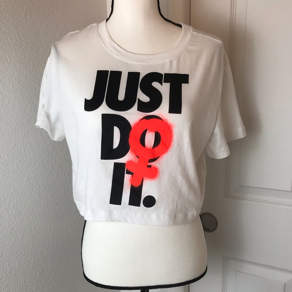 Nike rebel crop top